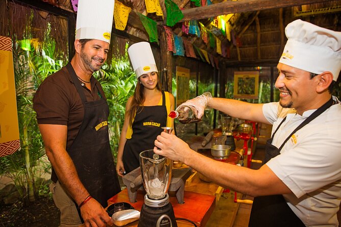 Chocolate & Margarita Workshop - Making your own Mayan chocolate bar: the hands-on part that sticks