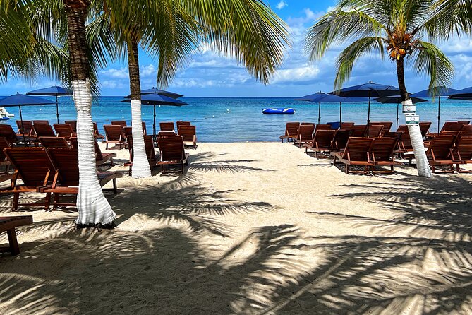Chula’s All Inclusive Beach Pass with Transport - Beach conditions: rocks, seaweed, and why water shoes help