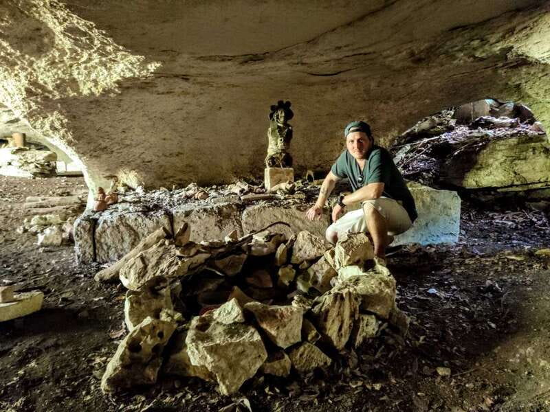 Cozumel: 5-Hour Private Caves and Ruins Tour with Lunch - Mirador Beach Bar and the Mojito Factory beach break