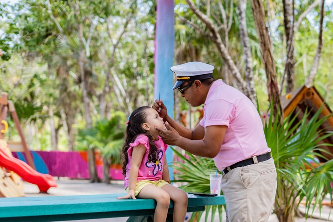 Cozumel, Day Pass Access at KUZÁ Beach & Adventure Park - Food and drinks at KUZÁ: what you get, what you pay for
