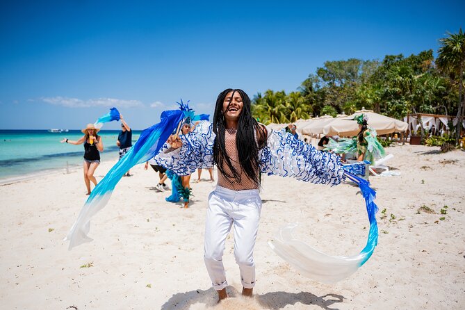 Cozumel: KUZÁ Beach Day, Buffet, Open Bar & Mexican Flavors Class - Buffet and standard open bar: when unlimited means unlimited