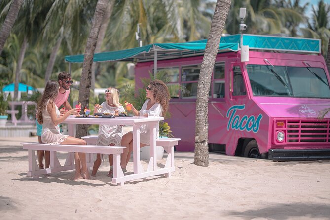 Cozumel: Paradise Beach Club All-Inclusive Day Pass - Amenities that make or break a beach day: showers, bathrooms, WiFi