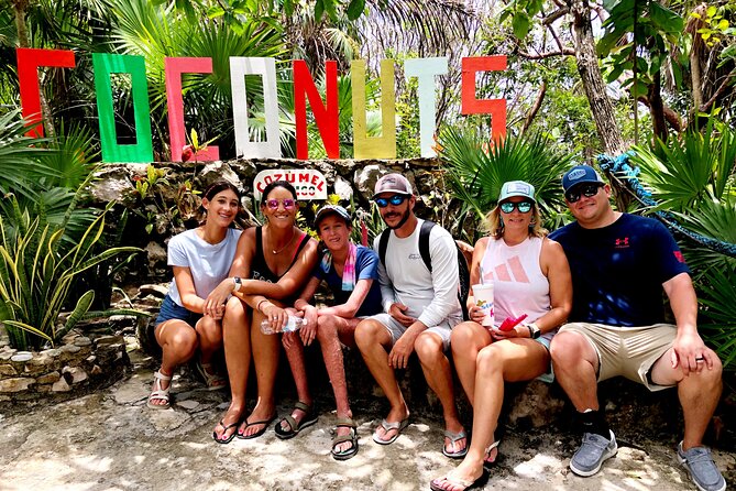 Cozumel: Private Excursion - Van or MiniBus - Downtown and the Municipal Market: the day’s snack and culture layer