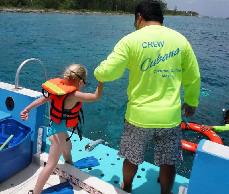 Cozumel: VIP Glass Bottom Boat & Snorkeling 3 Reefs Tour - Getting to the meeting point fast from cruise piers