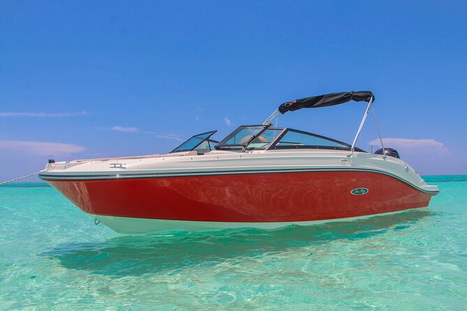 Deluxe Private Boats - 24 ft Sea Ray - Your personalized route through Cozumel and San Miguel