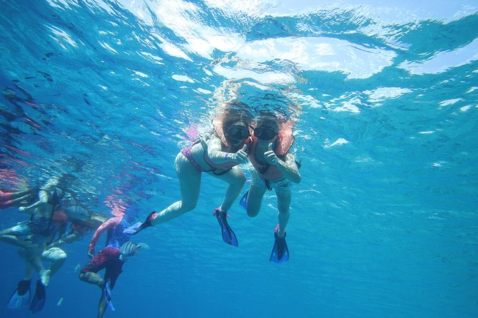 El Cielo Cozumel Snorkel tour by Catamaran - Food and drinks: good value, mixed opinions