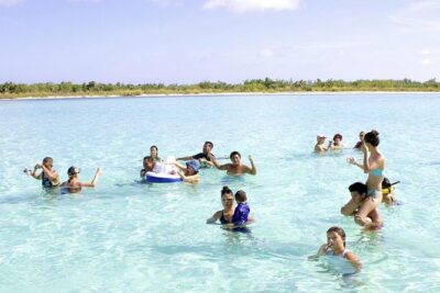 "First Lady" Private Snorkel & El Cielo Sandbar Combo - Getting to the meeting point and what a 4-hour day feels like