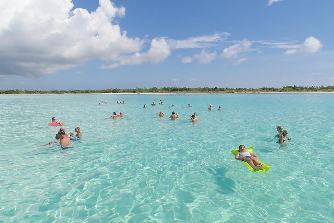 "First Lady" Private Snorkel & El Cielo Sandbar Combo - Stop 2: Punta Sur Eco Beach Park for coastline time and sea-life scanning