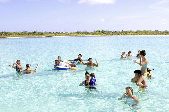 "First Lady" Private Snorkel & El Cielo Sandbar Combo - Getting to the meeting point and what a 4-hour day feels like