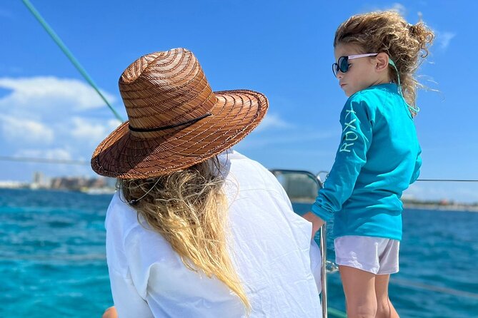 Lagoon 39ft Private Catamaran 5hr - El Cielo Full Experience - A private 39-foot catamaran in Cozumel: what you’re really buying
