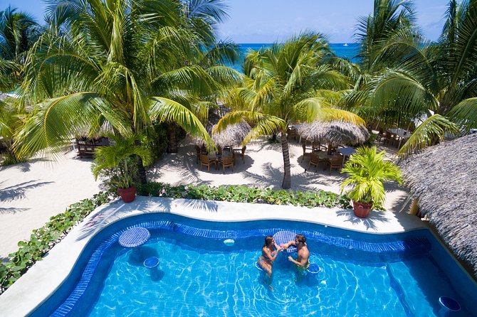 Mr. Sanchos Beach Club All-Inclusive Day Pass - Check-in and rules: your ID and reservation holder matter