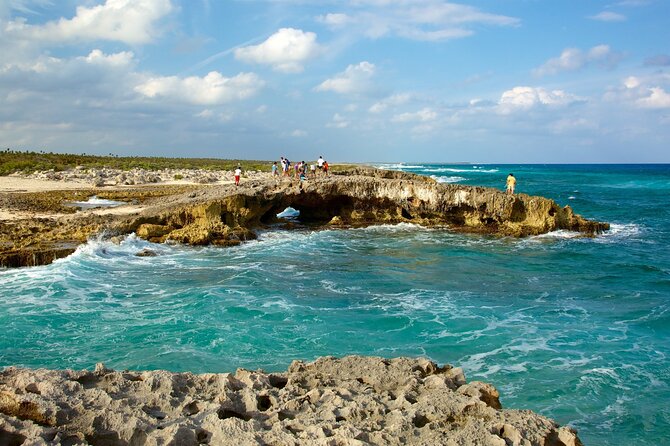 Private Jeep to Jade Cavern, Punta Sur & ATV Tour: All-Inclusive - Punta Sur Eco Beach Park and Celarain Lighthouse: Views Worth the Drive