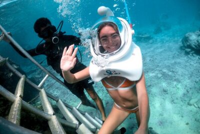 SeaTrek Underwater Helmet Diving Experience in Downtown Cozumel - The fit and locker room: what to handle before you go down